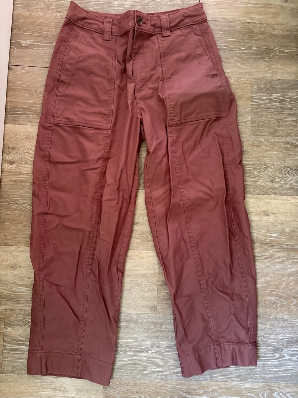 Old Navy Women's Burgundy Barrel Pants